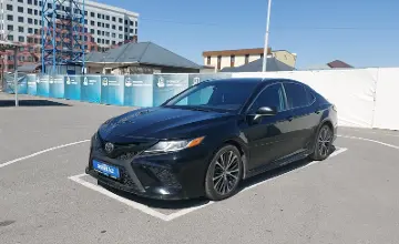 Toyota Camry 2018 года за 10 000 000 тг. в Шымкент фото 1