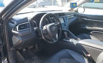 Toyota Camry 2018 года за 10 000 000 тг. в Шымкент фото 5