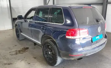 Volkswagen Touareg 2004 года за 2 000 000 тг. в Астана фото 4