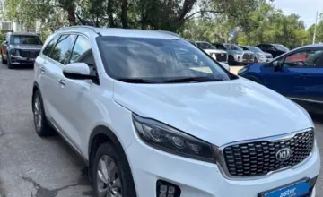 Kia Sorento 2019 года за 10 000 000 тг. в Актобе фото 3