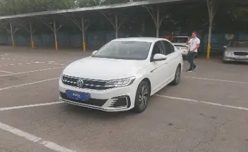 Volkswagen E-BORA 2020 года за 14 000 000 тг. в Алматы фото 1