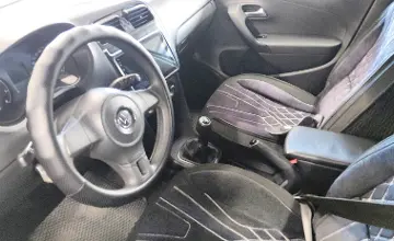 Volkswagen Polo 2011 года за 3 800 000 тг. в Астана фото 5