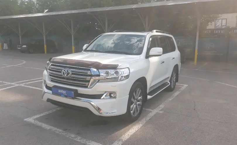 Toyota Land Cruiser 2016 года за 31 000 000 тг. в Алматы