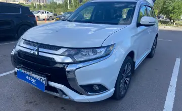 Mitsubishi Outlander 2022 года за 10 500 000 тг. в Астана фото 1