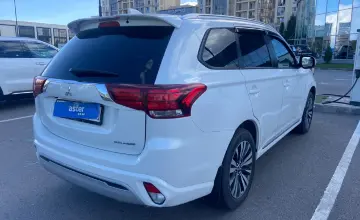 Mitsubishi Outlander 2022 года за 10 500 000 тг. в Астана