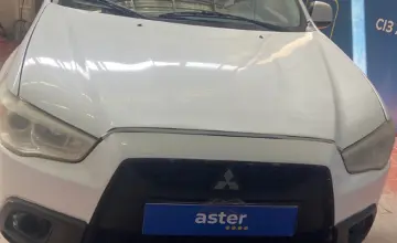 Mitsubishi ASX 2010 года за 4 000 000 тг. в Астана фото 2