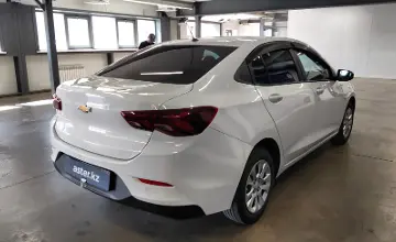 Chevrolet Onix 2023 года за 4 300 000 тг. в Астана фото 3