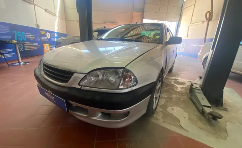 Toyota Avensis 1998 года за 1 250 000 тг. в Астана