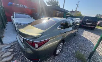 Lexus ES 2019 года за 18 500 000 тг. в Шымкент