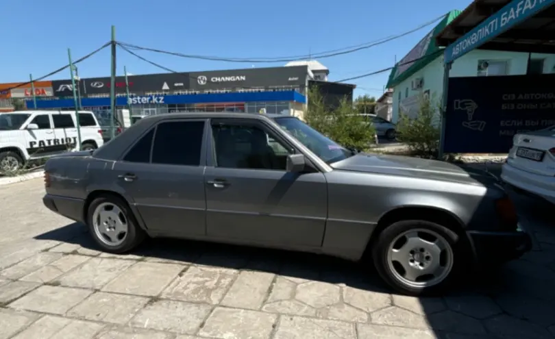 Mercedes-Benz E-Класс 1993 года за 1 000 000 тг. в Талдыкорган фото 4