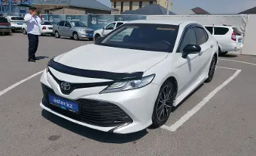 Toyota Camry 2019 года за 10 500 000 тг. в Шымкент фото 1