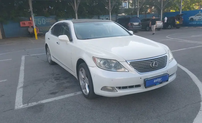 Lexus LS 2007 года за 6 500 000 тг. в Алматы фото 2