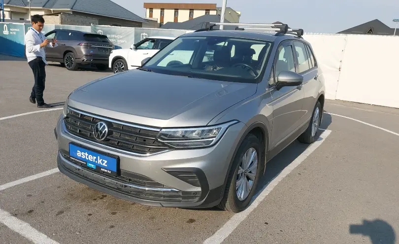 Volkswagen Tiguan 2021 года за 10 500 000 тг. в Шымкент