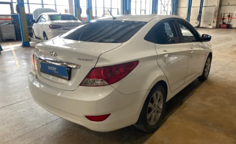 Hyundai Accent 2013 года за 5 700 000 тг. в Караганда фото 5