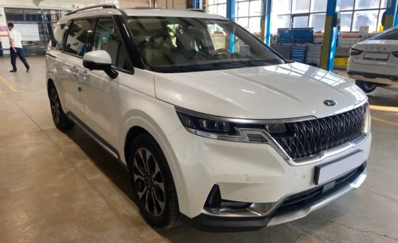 Kia Carnival 2020 года за 16 500 000 тг. в Караганда фото 3
