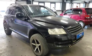 Volkswagen Touareg 2006 года за 4 000 000 тг. в Астана фото 2