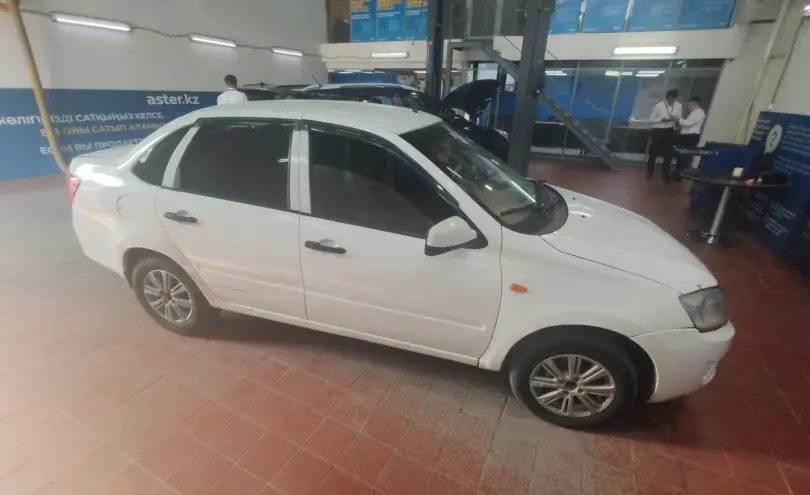 LADA (ВАЗ) Granta 2014 года за 1 600 000 тг. в Астана фото 4