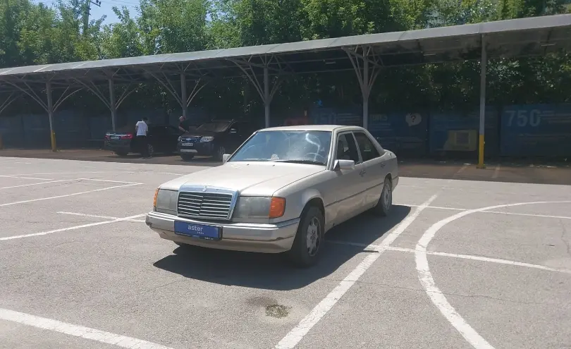 Mercedes-Benz W124 1991 года за 500 000 тг. в Алматы