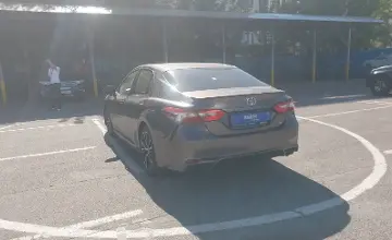Toyota Camry 2018 года за 10 000 000 тг. в Алматы фото 4
