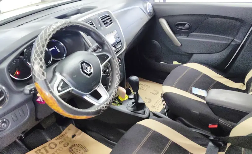 Renault Sandero 2021 года за 6 250 000 тг. в Астана фото 5