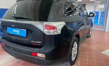 Mitsubishi Outlander 2013 года за 4 500 000 тг. в Астана