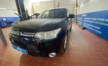 Mitsubishi Outlander 2013 года за 4 500 000 тг. в Астана фото 1