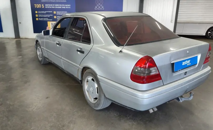 Mercedes-Benz C-Класс 1993 года за 1 000 000 тг. в Астана фото 4