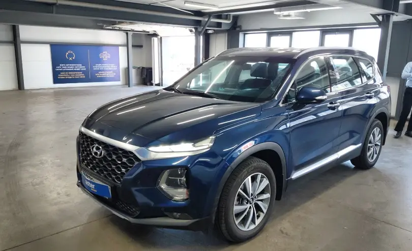 Hyundai Santa Fe 2019 года за 11 000 000 тг. в Астана