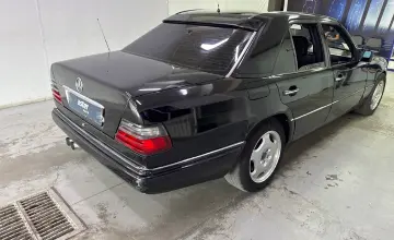 Mercedes-Benz W124 1992 года за 1 500 000 тг. в Павлодар