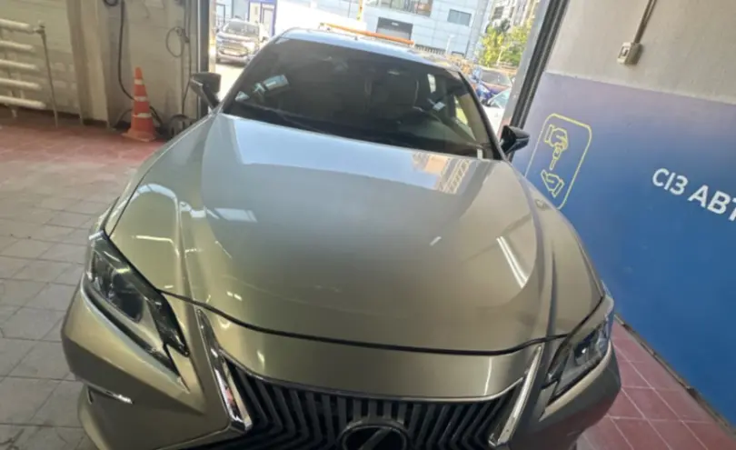 Lexus ES 2021 года за 17 000 000 тг. в Астана фото 2