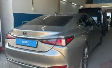 Lexus ES 2021 года за 17 000 000 тг. в Астана
