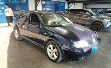 Volkswagen Bora 2001 года за 1 200 000 тг. в Астана фото 2