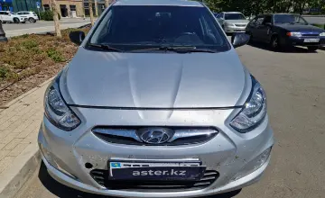 Hyundai Solaris 2011 года за 2 500 000 тг. в Астана фото 2