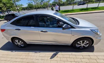 Hyundai Solaris 2011 года за 2 500 000 тг. в Астана фото 4