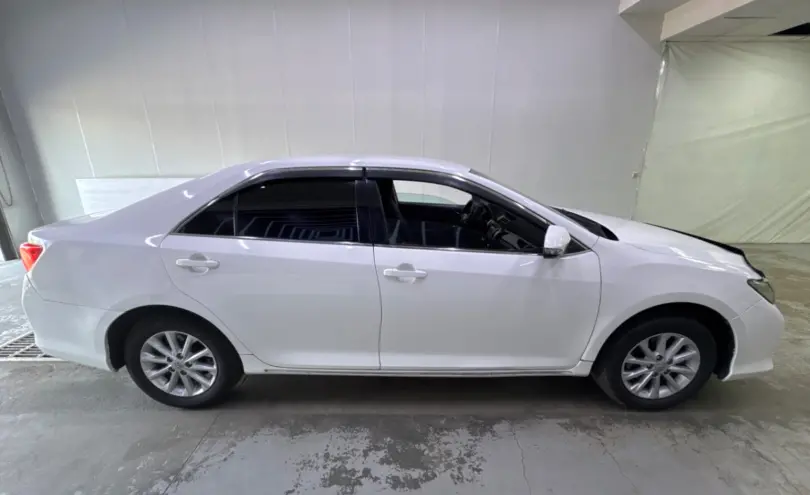 Toyota Camry 2014 года за 9 000 000 тг. в Павлодар фото 4
