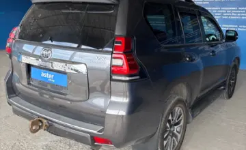 Toyota Land Cruiser Prado 2022 года за 34 000 000 тг. в Алматы
