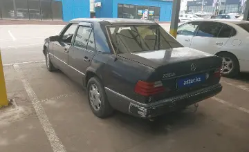 Mercedes-Benz W124 1992 года за 700 000 тг. в Алматы фото 4