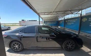 Toyota Camry 2022 года за 13 500 000 тг. в Караганда фото 4