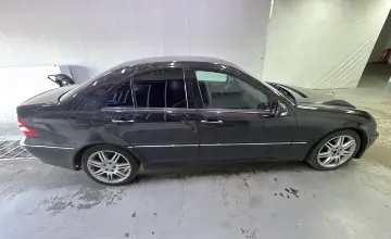 Mercedes-Benz C-Класс 2006 года за 3 500 000 тг. в Павлодар фото 4