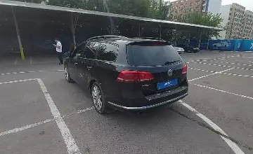 Volkswagen Passat 2011 года за 4 000 000 тг. в Алматы фото 4