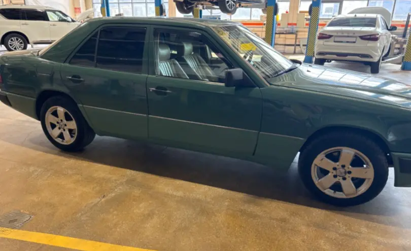 Mercedes-Benz W124 1988 года за 2 300 000 тг. в Караганда фото 4