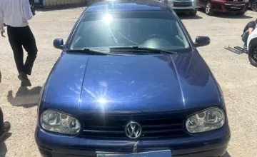 Volkswagen Golf 2002 года за 2 800 000 тг. в Астана фото 2