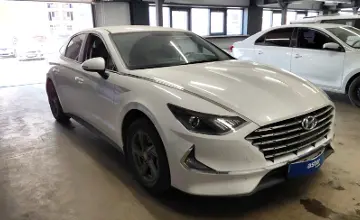 Hyundai Sonata 2022 года за 10 000 000 тг. в Астана фото 2