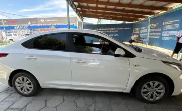 Hyundai Accent 2018 года за 6 000 000 тг. в Талдыкорган фото 4