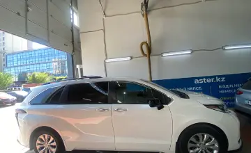 Toyota Sienna 2021 года за 20 000 000 тг. в Астана фото 4