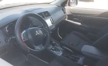 Mitsubishi Outlander 2022 года за 7 000 000 тг. в Алматы фото 5