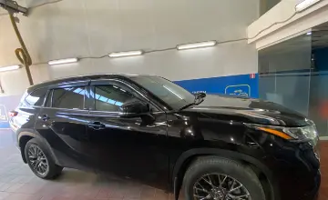 Toyota Highlander 2022 года за 25 000 000 тг. в Астана фото 4