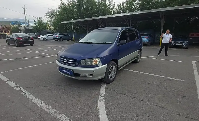 Toyota Ipsum 1996 года за 2 500 000 тг. в Алматы