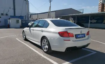 BMW 5 серии 2013 года за 9 000 000 тг. в Шымкент фото 4