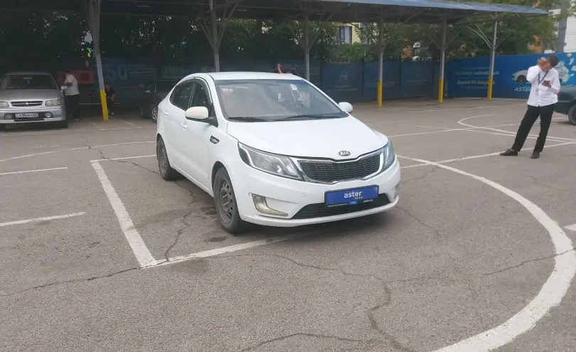 Kia Rio 2014 года за 4 000 000 тг. в Алматы фото 2